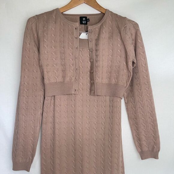 Taupe Cable Knit Sweater Skirt Set - Picture 7 of 15